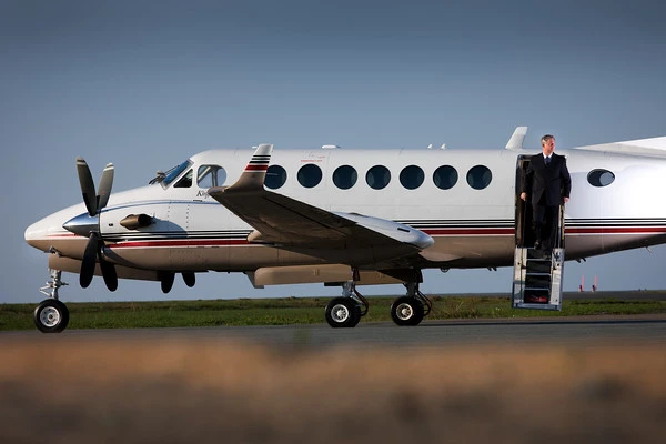 Advertising assignment for Provincial Airlines